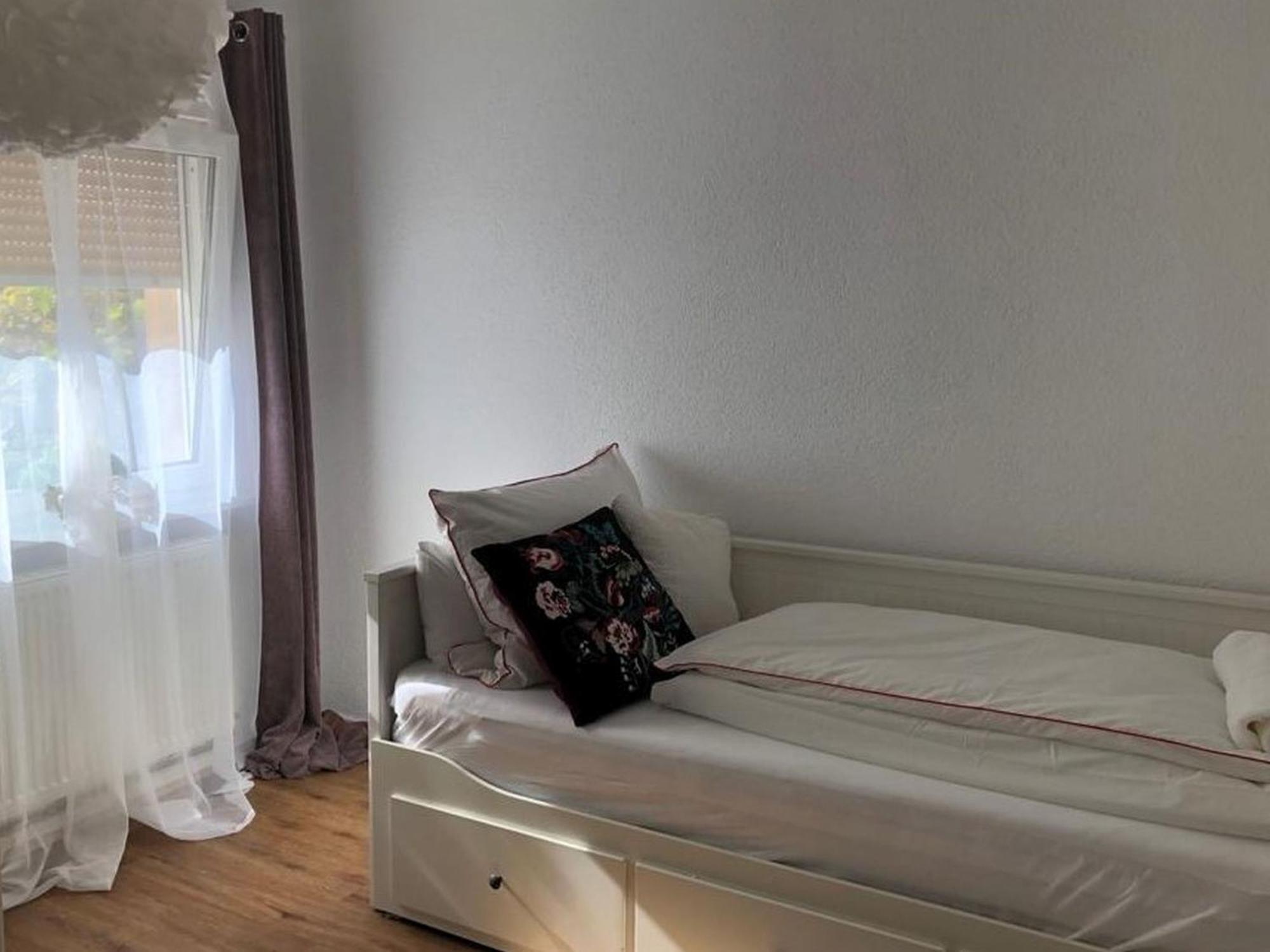 Apartmenthaus Schlosspark วอร์มส์ ภายนอก รูปภาพ